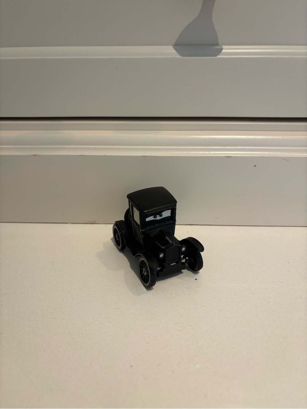 Disney Pixar Lizzie Die-Cast Car